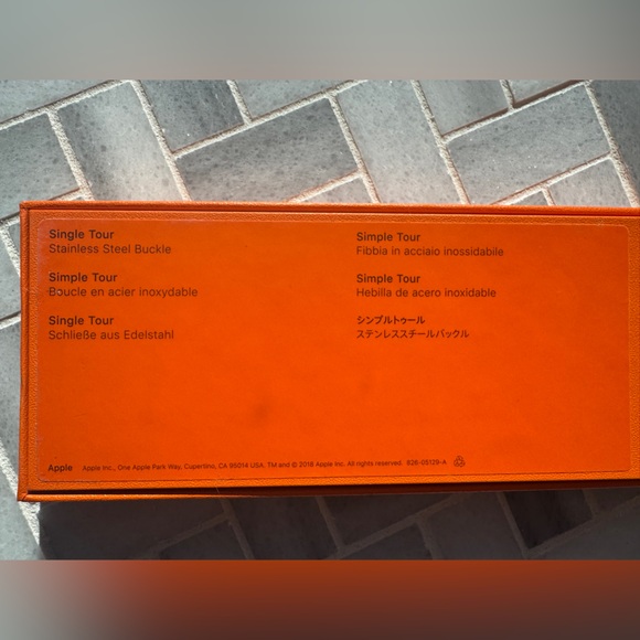 Hermes Apple Single Tour Watch Band Bleu Lin 41mm - Picture 8 of 9